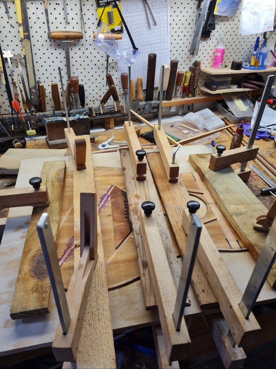 Flood-damaged guitar repair, photo 6